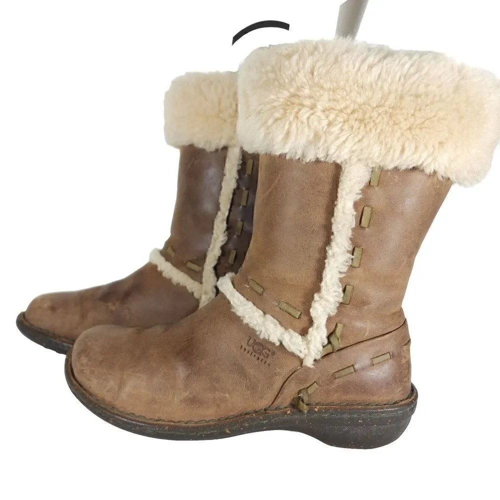 UGG Women's Elijo US 8 Chestnut Leather Sheepskin Lined Pullon Shearling Boots